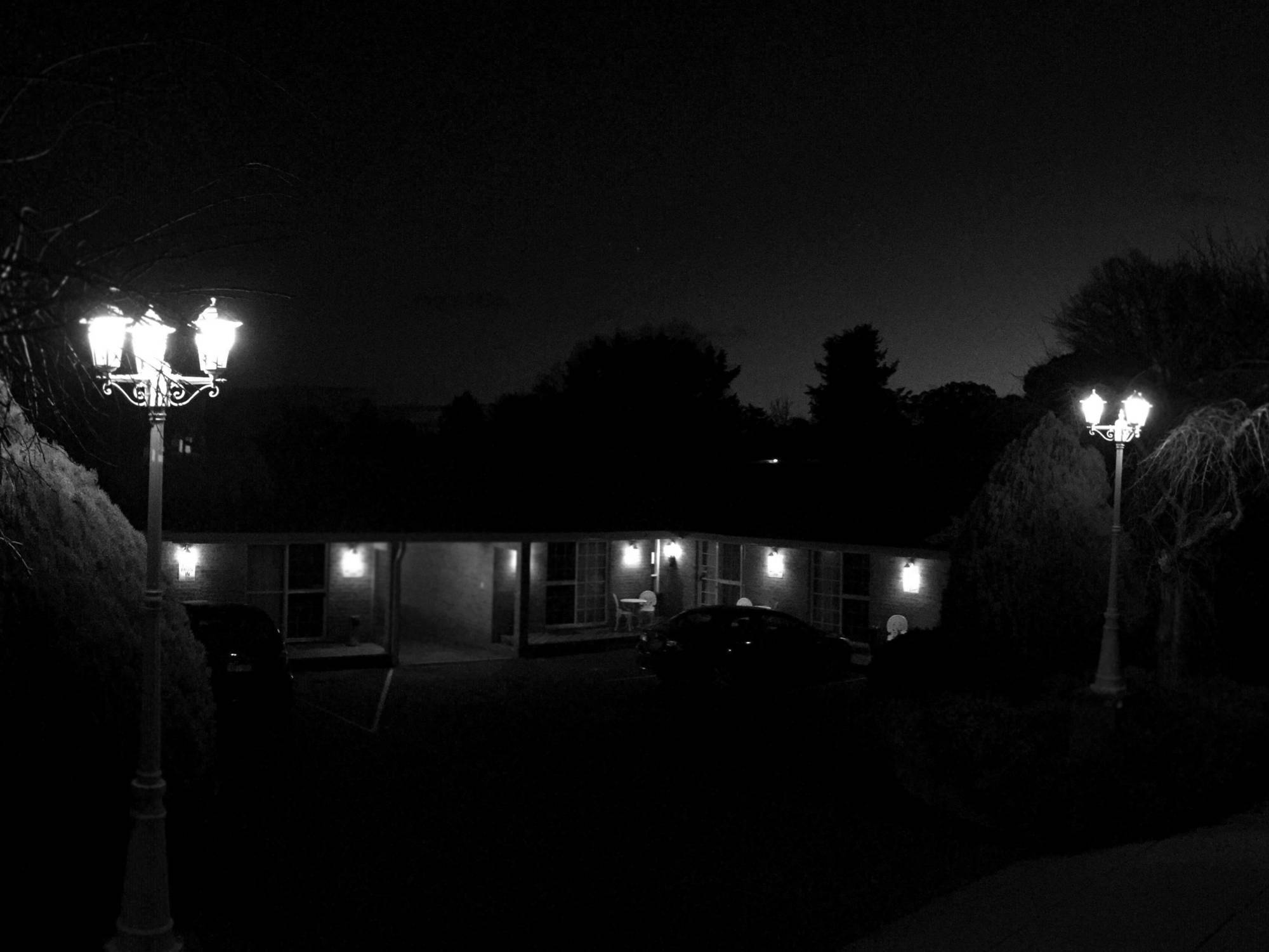 White Lanterns Motel Armidale Bagian luar foto